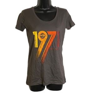 Hard Rock Cafe T-Shirt 1971 NY Logo Scoop Neck Short Sleeve Gray Size Small